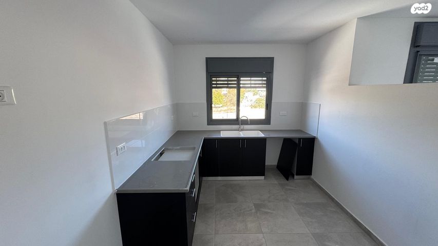 דירה, טבריה המושבה, טבריה