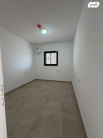 דירה, רב עמרם, איילת השחר / רמת בית שמש ד-3, בית שמש