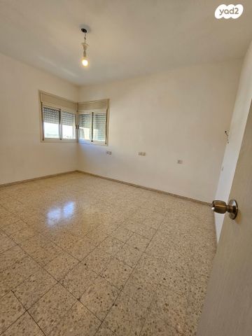 דירה, קרית מוצקין