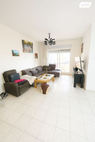 דירה, דוד בן גוריון 257, הראשונים, שלומי