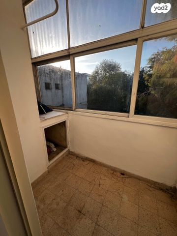 דירה, שדרות מוריה 38, מרכז הכרמל, חיפה