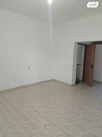 דירה, שיכון צבא קבע, קרית ים