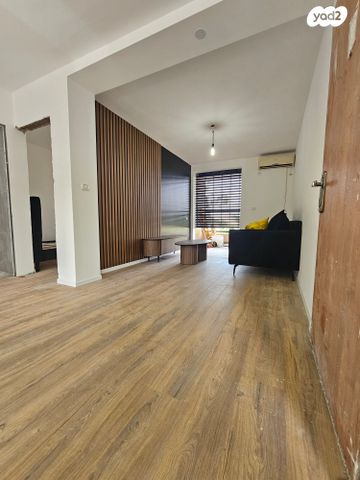 דירה, קרית אתא