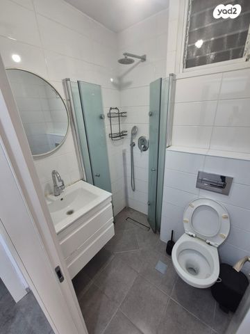 דירה, ז'בוטינסקי 9, גבעה א', שביט, קרית אתא