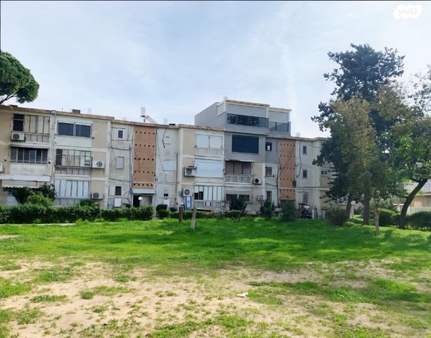 דירה, שדרות הנרייטה סולד 25, קרית ים