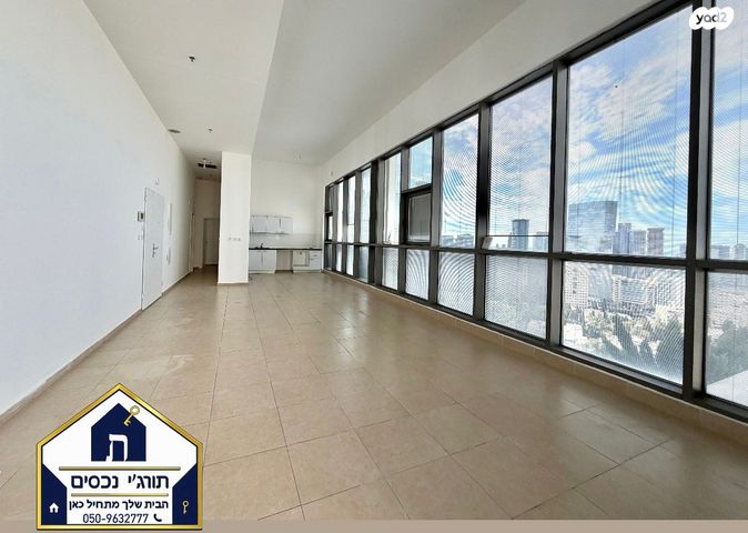 גג/ פנטהאוז, ביאליק, שכונת גפן, רמת גן