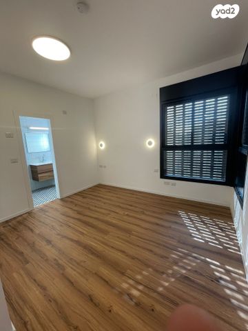 דירה, אוסישקין 39, מרכז העיר דרום, נתניה