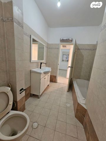 דירה, קרית מוצקין