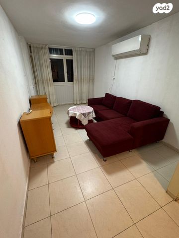 שדרות מנחם אריאב 7