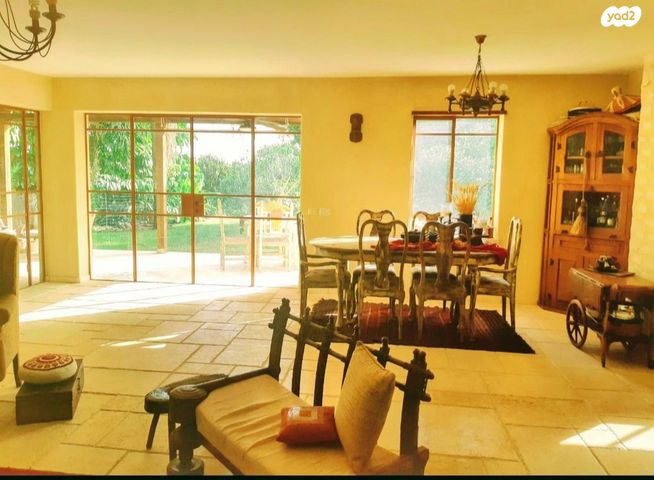 בית פרטי/ קוטג', דרך המייסדים, מכבים, מודיעין מכבים רעות