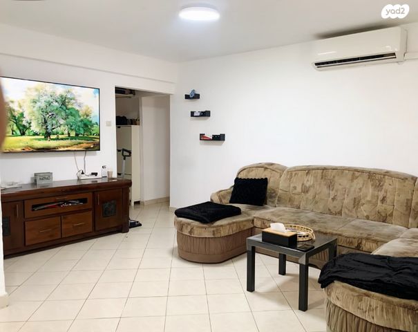 שדרות הנרייטה סולד 25