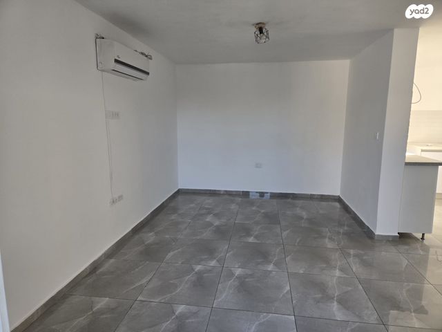 דירה, שאר העיר, כפר יונה