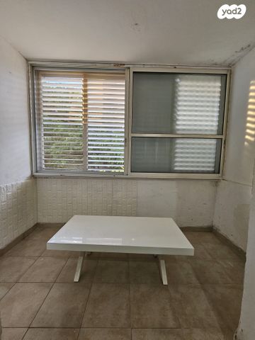 דירה, ההגנה 22, ביאליק דרום, קרית ביאליק