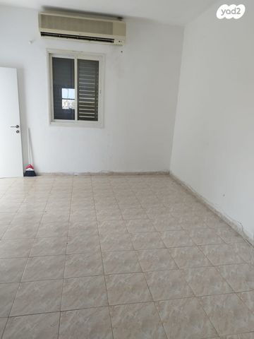 דירה, שיכון צבא קבע, קרית ים