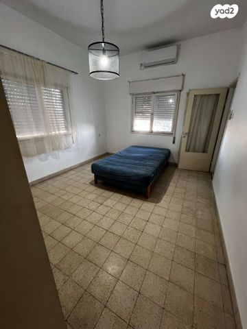 דירה, שדרות מוריה 38, מרכז הכרמל, חיפה