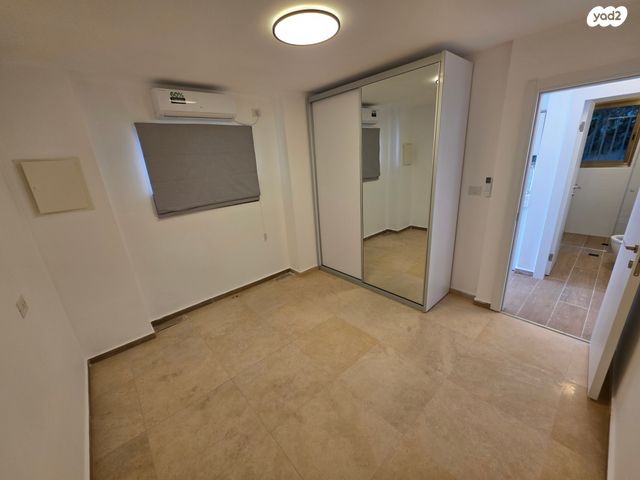 דירה, שדרות העצמאות 57, רוטשילד עצמאות, בת ים