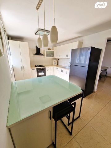 דירה, זלמן שז"ר 32, נווה עופר, תל כביר, תל אביב יפו