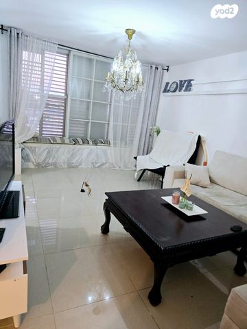 יחידת דיור, שדרות משה שרת 79, קרית ים ב', קרית ים