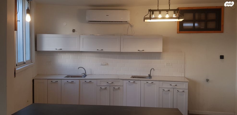 בית פרטי/ קוטג', אפרים לוזון, נווה אלון, לוד