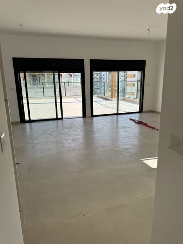 גג/ פנטהאוז, מרווה, סיגליות, באר שבע