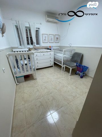 דירה, פרלשטיין, לב העיר, בת ים