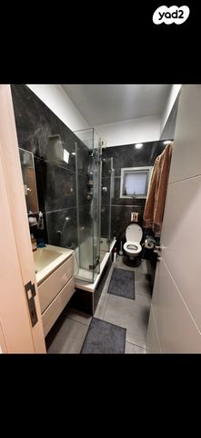 דירה, דרך בן גוריון, שכונת בן גוריון, מרכז העיר ג', רמת גן