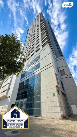 גג/ פנטהאוז, דרך זאב ז'בוטינסקי 57, שכונת גפן, רמת גן