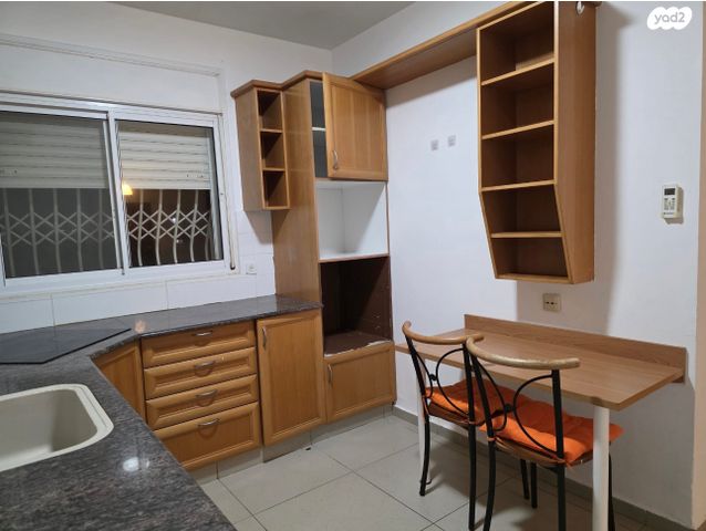 גג/ פנטהאוז, השקד 2, עין שרה, נהריה