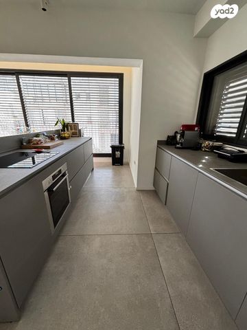 אנטוקולסקי 