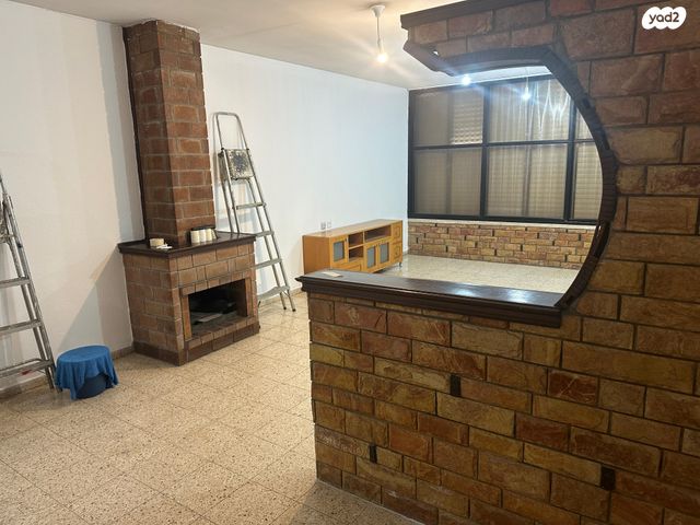 דירה, הרצל 105, שעריים, רחובות