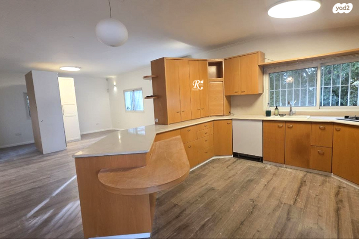 בית פרטי/ קוטג', סביון