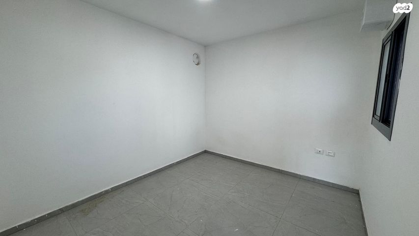 דירה, טבריה המושבה, טבריה