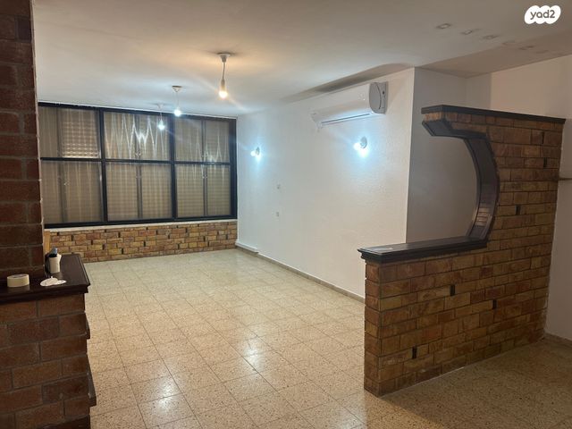 דירה, הרצל 105, שעריים, רחובות