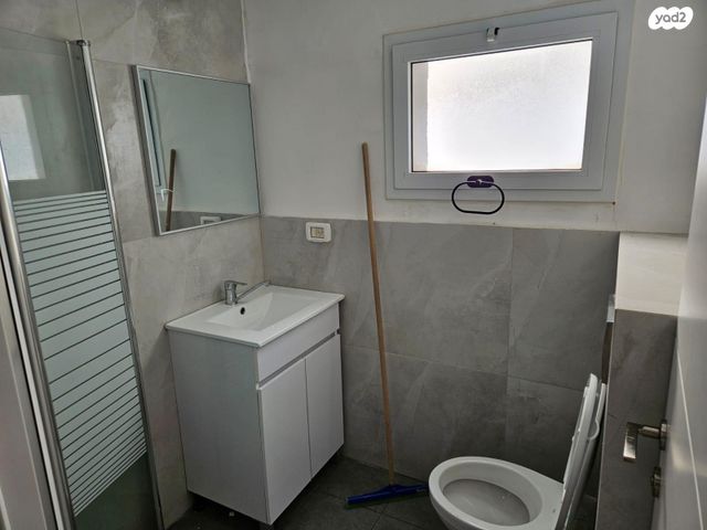 יחידת דיור, הרצל, בת ים