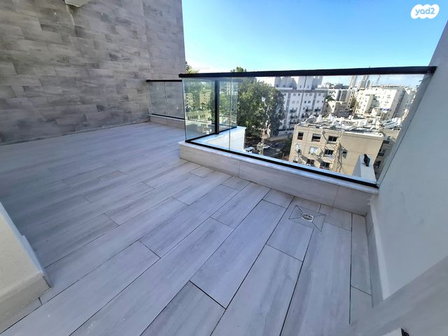 גג/ פנטהאוז, רבי עקיבא, רובע ג', אשדוד