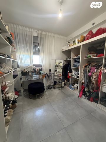 דירה, נעמי שמר 6, גלי ים, קרית ים