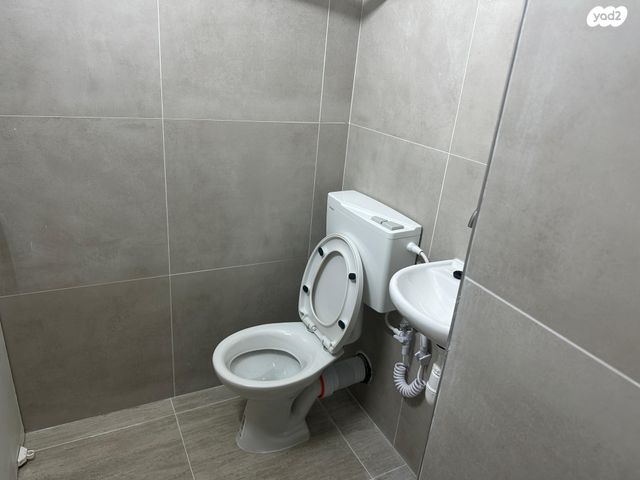 דירה, הרצל 105, שעריים, רחובות