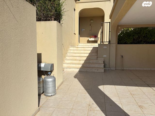 בית פרטי/ קוטג', צורית