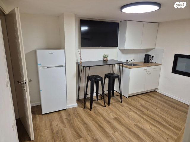 יחידת דיור, אחוזה, רעננה