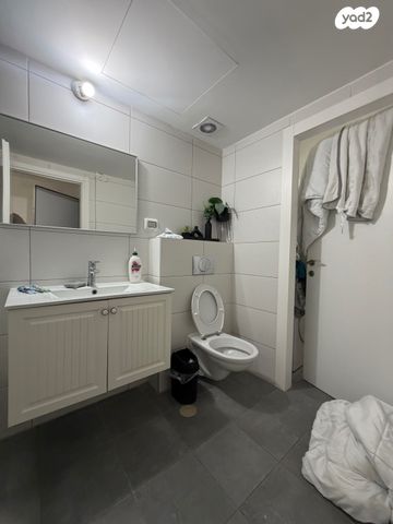 דירה, נעמי שמר 6, גלי ים, קרית ים