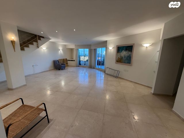 גג/ פנטהאוז, אזורי חן, גימל החדשה, תל אביב יפו