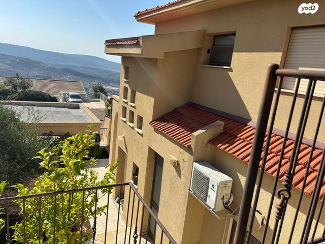 בית פרטי/ קוטג', צורית