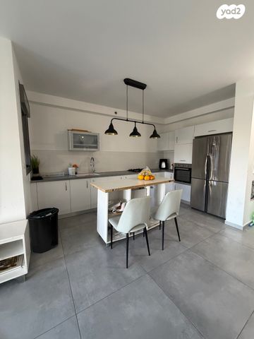 דירה, נעמי שמר 6, גלי ים, קרית ים