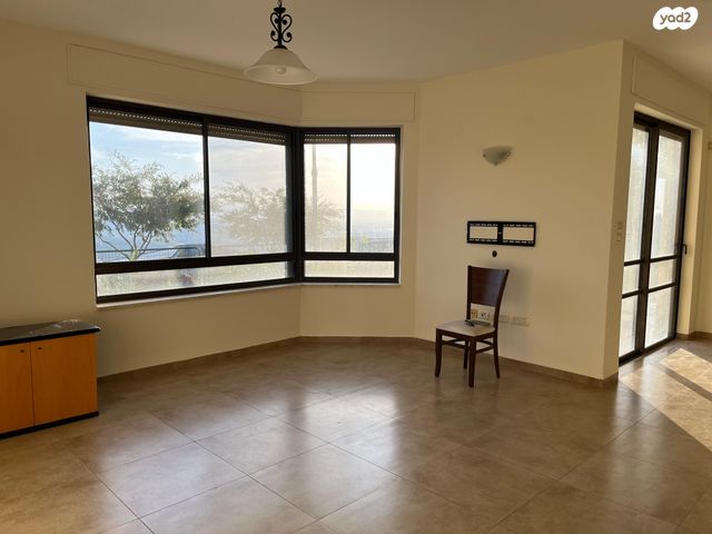 בית פרטי/ קוטג', צורית