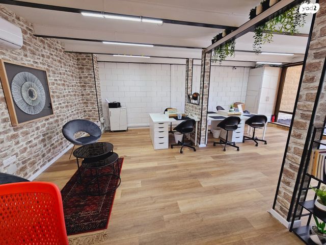 משרדים, חרושת, אזור תעשייה קורן, מעלות תרשיחא