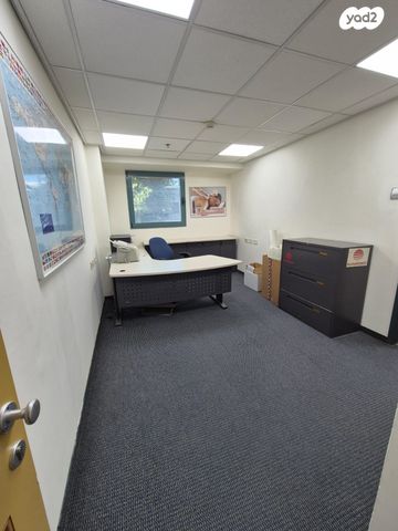 משרדים, המלאכה 13, אזור תעשיה צפון, לוד