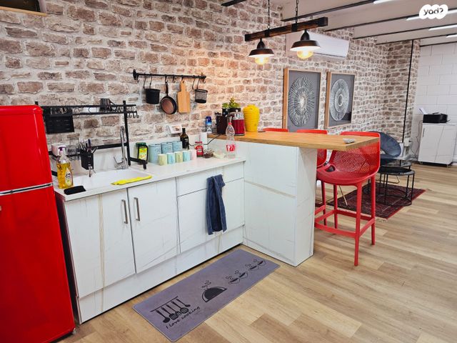 משרדים, חרושת, אזור תעשייה קורן, מעלות תרשיחא