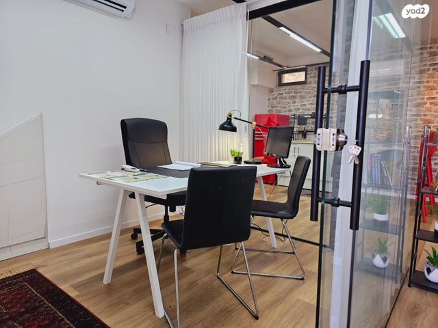 משרדים, חרושת, אזור תעשייה קורן, מעלות תרשיחא