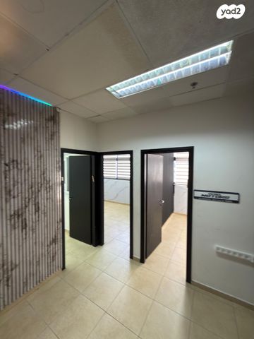 בניין משרדים, ברשבסקי, מב"ת צפון, אזור תעשיה ישן, ראשון לציון