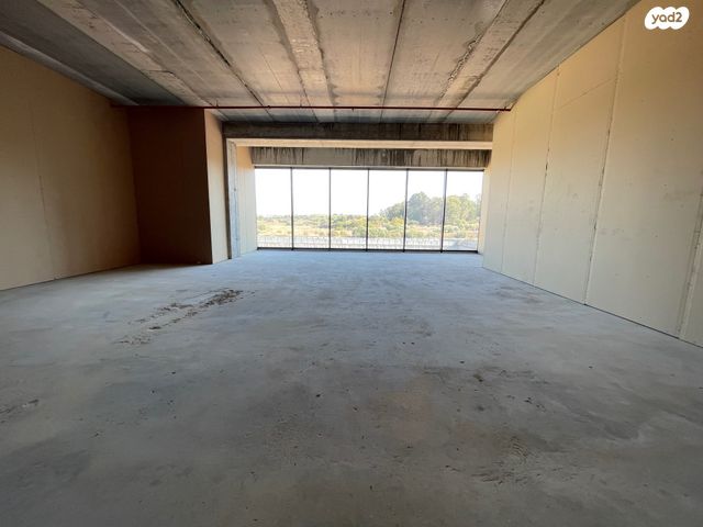 משרדים, נס ציונה